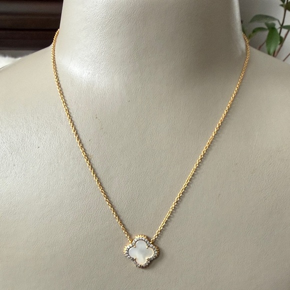 Freida Rothman Jewelry - Gold and White Clover Pendant Necklace